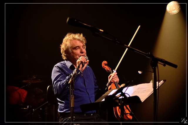 NIK_12959 Didier Lockwood - Violons Barbares - Guo Gan 09-12-2015 (Zz)  (p).jpg